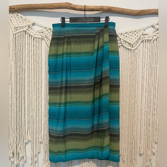 Dresses & Skirts - Vintage Beachy Dressy Casual Dinner Skirt Sz 12